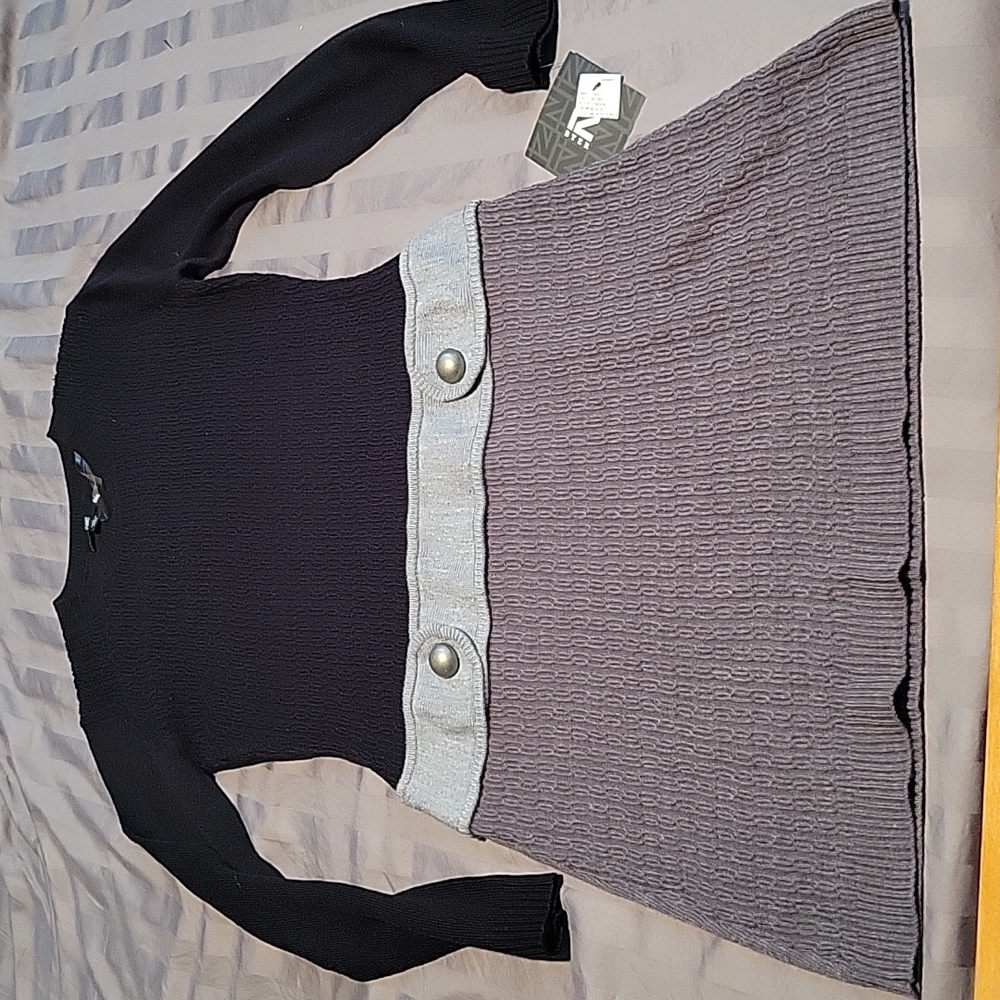 IZ BYER SWEATER DRESS LONG SLEEVE BLACK AND GRAY SIZE SMALL